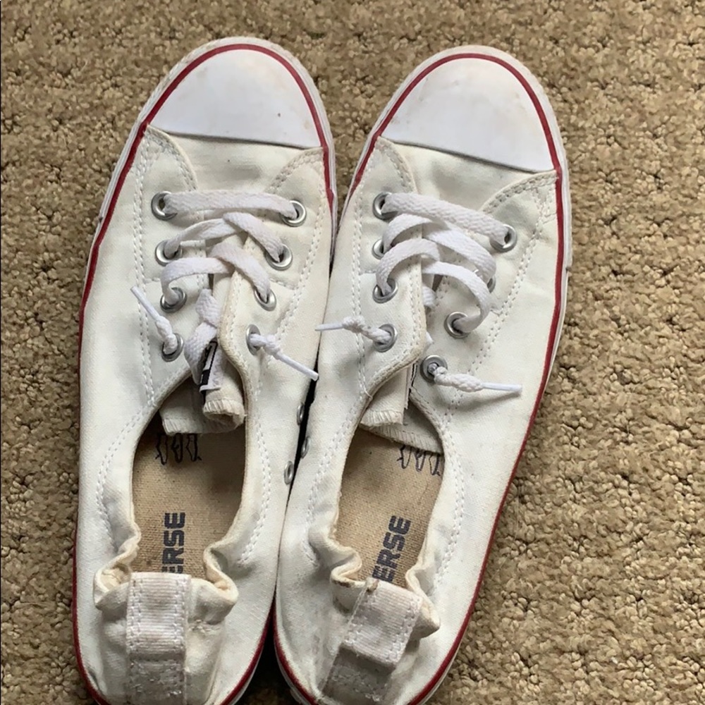 Converse chucks with elastic back